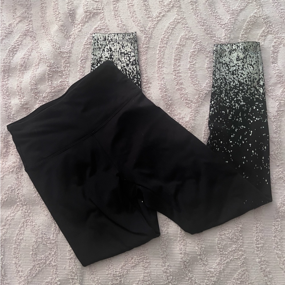 Black leggings